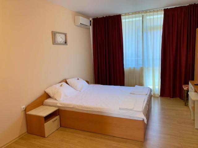 Mario Beach Apartment Nessebar Exterior photo