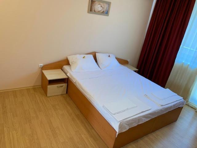 Mario Beach Apartment Nessebar Exterior photo